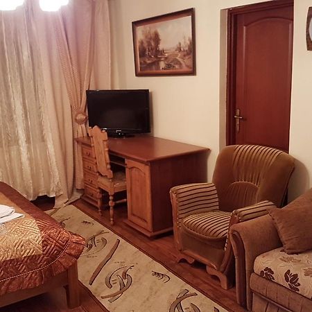 Hotel Gutland Wysokie Mazowieckie 外观 照片