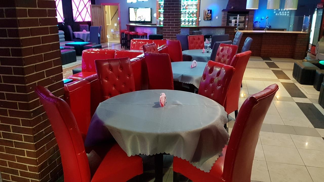 Hotel Gutland Wysokie Mazowieckie 外观 照片